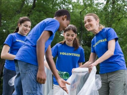 Service Learning Project Guide: Community Engagement Through Curriculum