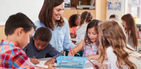 Character Education Through Animation: How Teachers Guide Children’s Learning from Screen to Reality